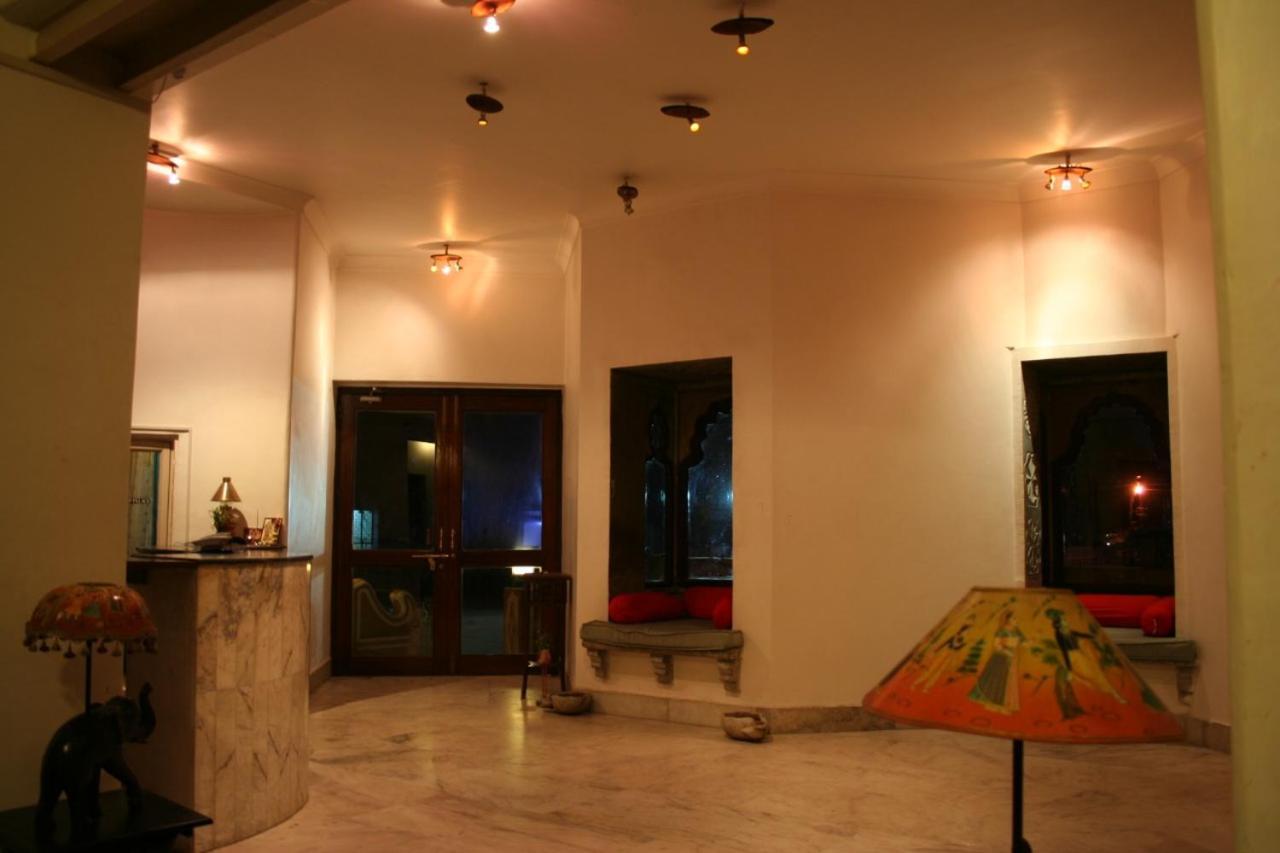 Pratap Palace Chittorgarh Buitenkant foto