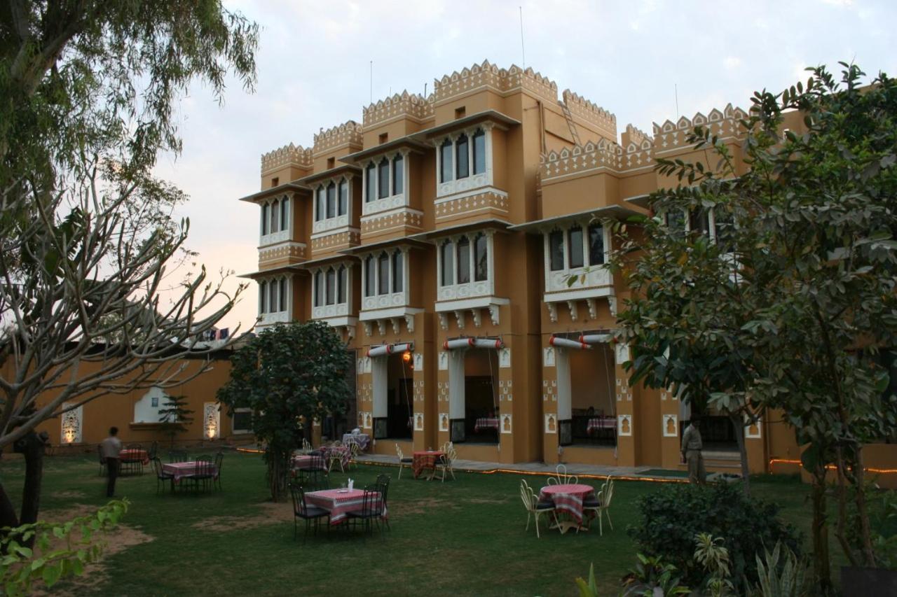 Pratap Palace Chittorgarh Buitenkant foto